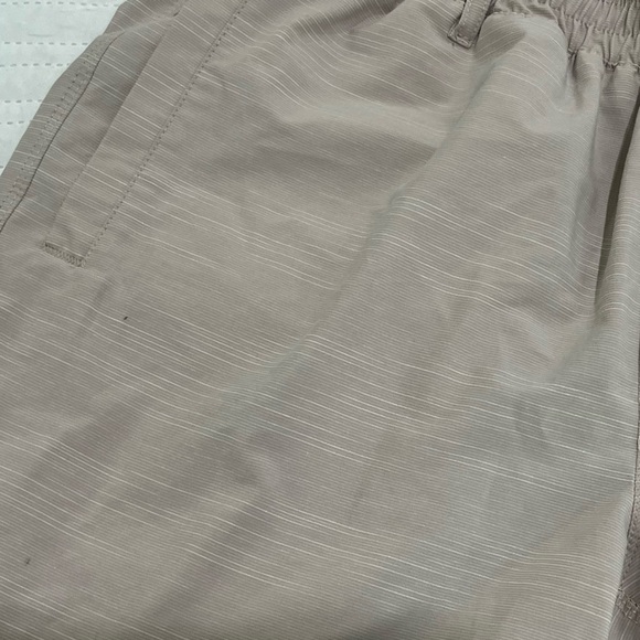 mens southern marsh khaki shorts small lined pockets dri fit - Picture 2 of 5